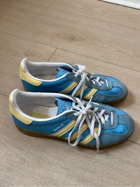 adidas Gazelle Blue and Yellow Retro Sneakers